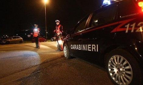 Aprilia, urla nella notte in via Mascagni: arrestato un 22enne per violenza sessuale