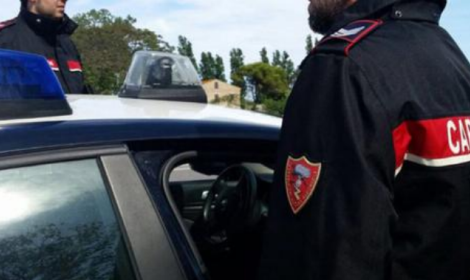 Minaccia un uomo con un coltello, denunciato un 76enne