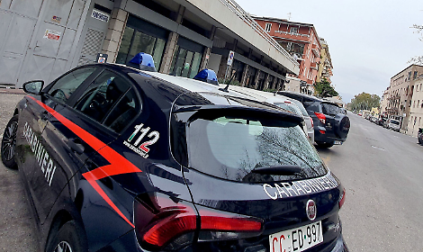 Rapina in centro, i carabinieri fermano uno dei banditi