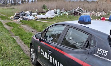 Sequestrata la discarica a cielo aperto, indagine dei carabinieri forestali
