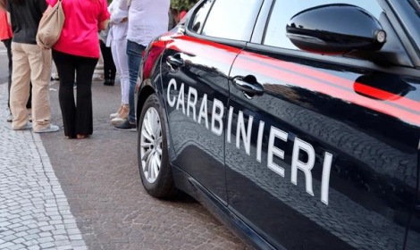 Aprilia, furto in un garage e fuga in bici: arrestato 25enne