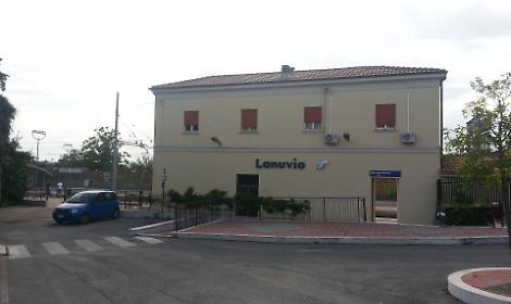 Uomo travolto dal treno a Lanuvio, &egrave; gravissimo