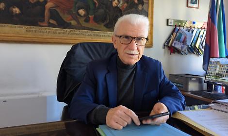 Minore accoltellato a Fondi, il sindaco: "Episodio gravissimo, serve affrontare il disagio giovanile"