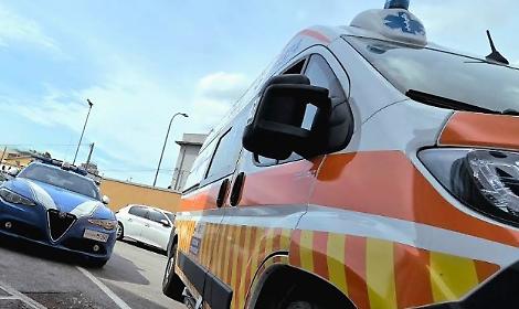 I vicini non lo vedono da tempo e danno l'allarme, era morto in casa da un mese