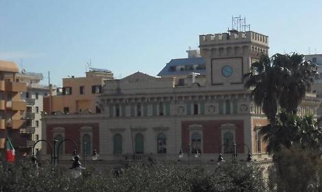 Allarme a Nettuno, finti assistenti sociali chiedono soldi. Il Comune: "E' una truffa"