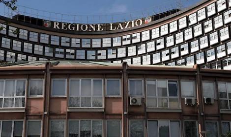 Rifiuti: dalla Regione Lazio 2,6 milioni assegnati a 25 comuni per la rimozione dei rifiuti pericolosi