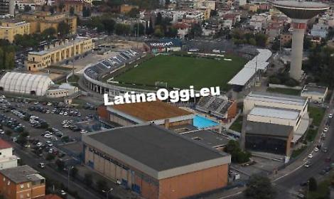 "Lavori in ritardo al Palazzetto, un altro anno senza Latina Basket"