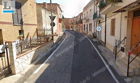 Profughi ucraini lasciati senza soldi: accolti in paese ma senza pocket money