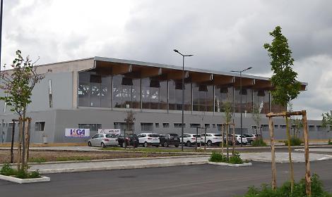 Battaglia sul palazzetto dello sport, primo round al Comune