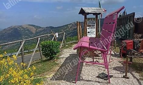 Dal tetto dei Lepini  uno sguardo sulla pianura pontina