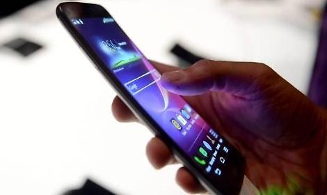 "Ieri sventato il furto di un bambino". Psicosi per un messaggio fake