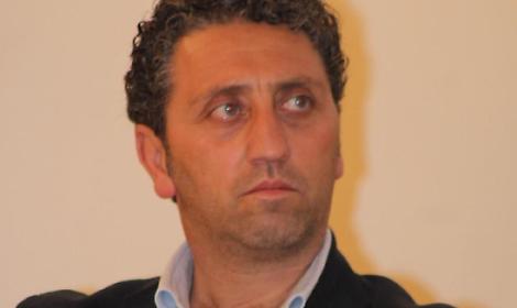 Case disabitate, Sperduti favorevole al recupero