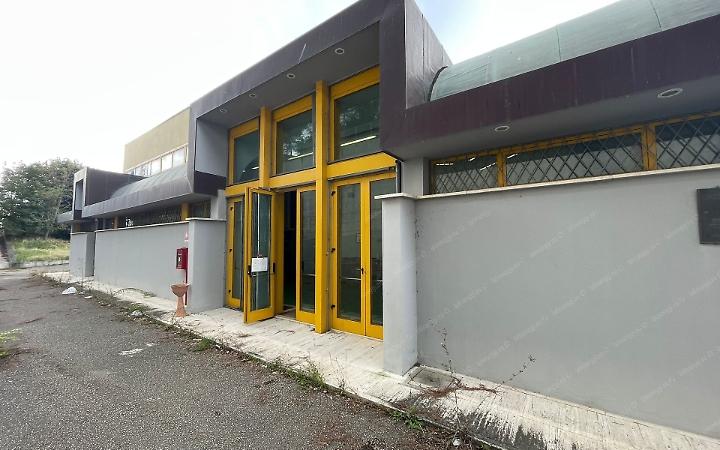 Sezze, teatro chiuso perch&eacute; manca la marca da bollo