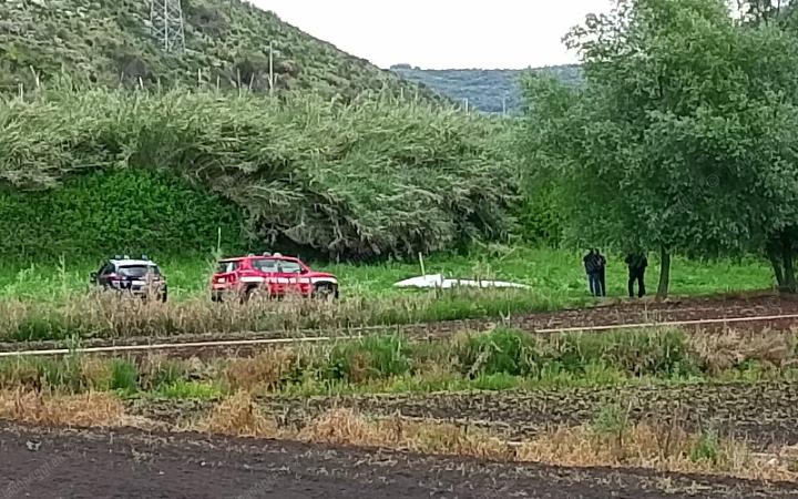Precipita con il deltaplano sui cavi dell'alta tensione: muore un uomo di Artena