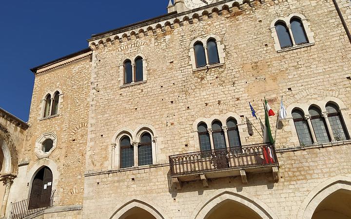 Tari, il Comune insegue i ritardatari e gli evasori