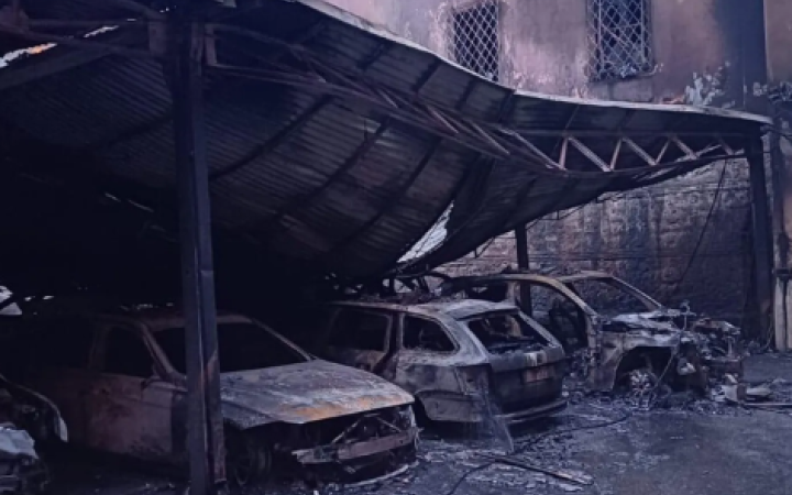 Attentati incendiari alla compagnia dei Carabinieri e al Commissariato di Polizia, in manette un egiziano