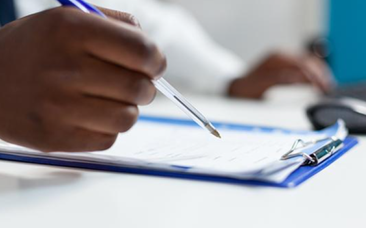 Bimbo morto in piscina, depositata la perizia