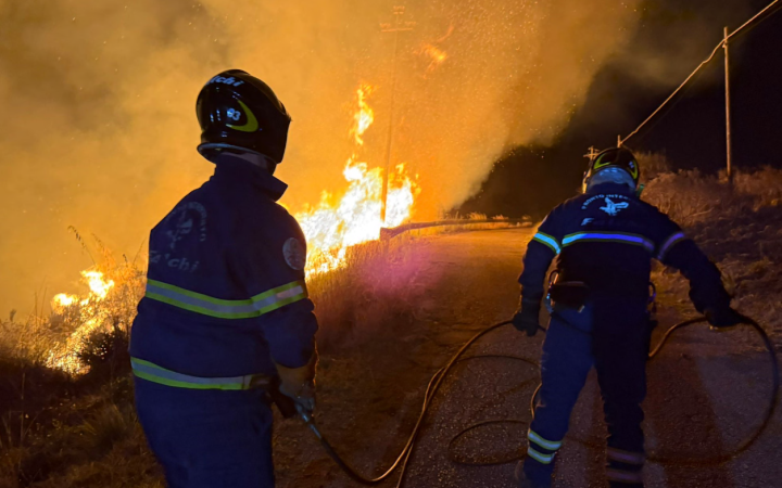 Nuovo incendio tra Itri e Sperlonga: distrutti ettari di vegetazione a Punta Cetarola
