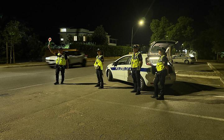 Non poteva guidare, multa da oltre 7mila euro