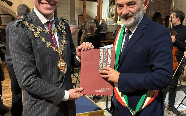 Cori e Londra unite nel segno della musica