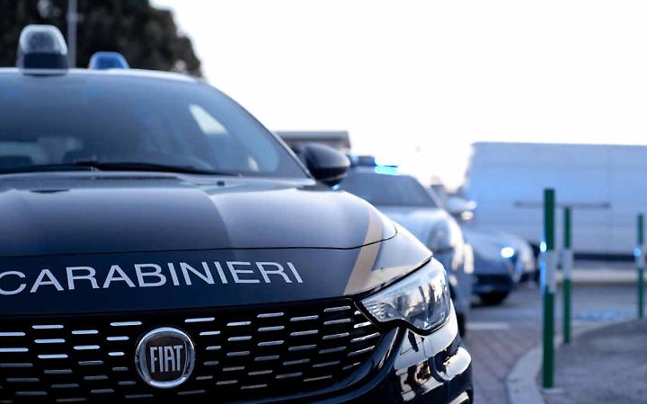 Picchia la moglie davanti ai figli: arrestato 42enne a Fondi