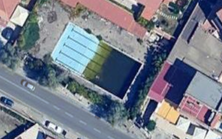 La piscina abbandonata e il rischio west nile: pronta l&rsquo;espropriazione