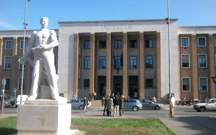 Sparatoria e minacce, condannati