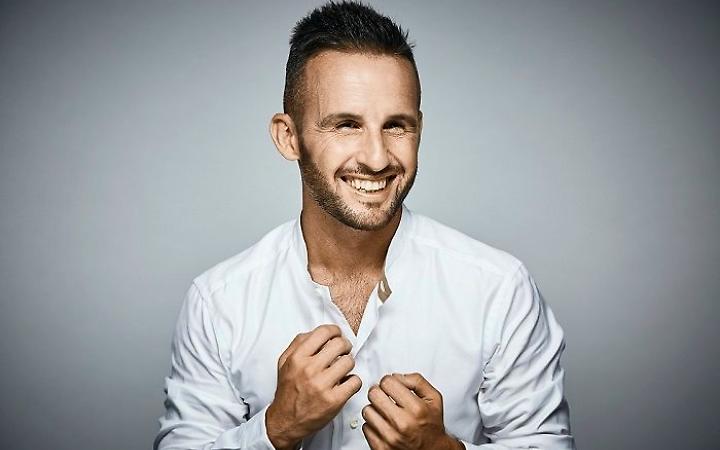 Roberto Casalino: il matrimonio, i brani per Tiziano Ferro e il concerto a Sermoneta