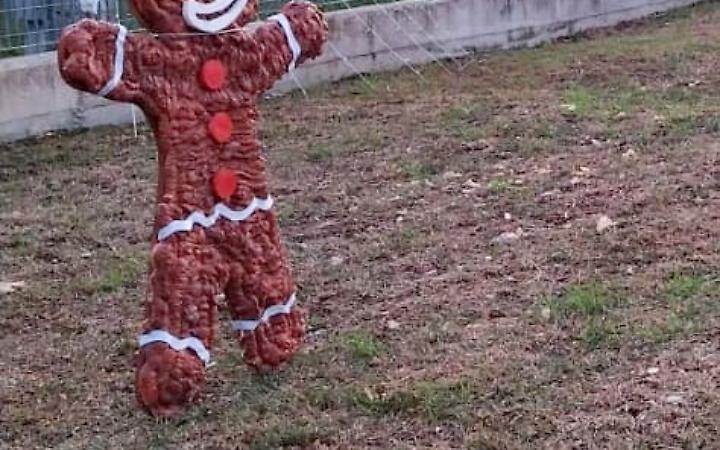 Dopo le statue del presepe rubato anche un pupazzo luminoso a Borgo Santa Maria