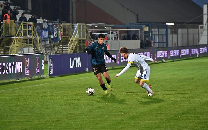 Latina - Crotone [LIVE]