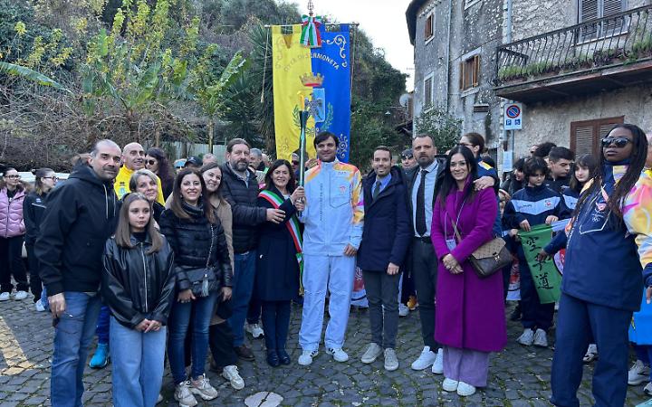 La Fiamma Olimpica illumina Sermoneta: una giornata di sport, valori e comunit&agrave;