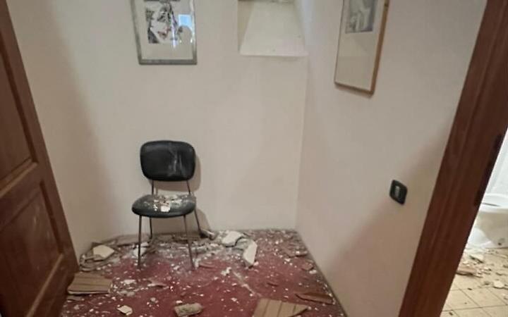 Gaeta, biblioteca comunale &ldquo;S. Mignano&rdquo; in degrado: crolla parte del soffitto e bagni chiusi