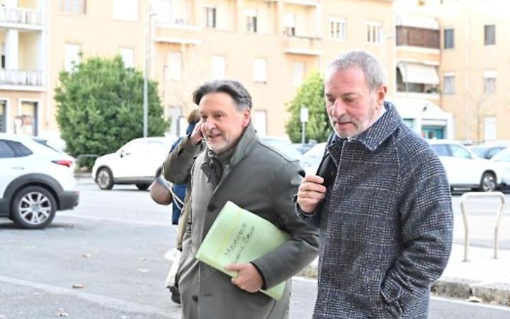 Aste pilotate per i chioschi, il giudice dovr&agrave; decidere per i tre indagati