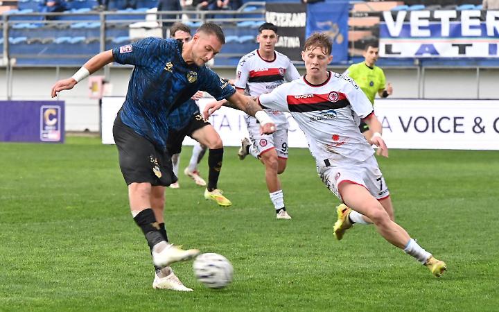 Team Altamura - Latina 0-0 [DIRETTA]