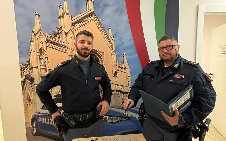 Truffa del finto nipote: gioielli spariti e fuga sull&rsquo;auto sospetta. Arrestata una coppia di truffatori