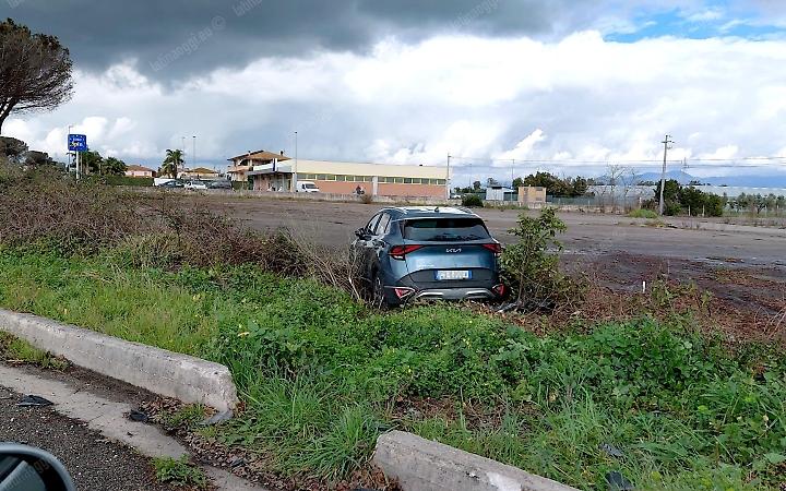 A poche ore dalla tragedia un altro incidente nello stesso svincolo della Pontina