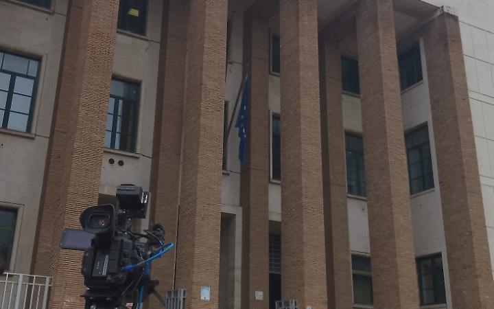 Corruzione a Cisterna, indagati anche due funzionari comunali