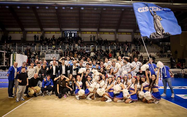 Il Cisterna Volley vince in casa e festeggia la salvezza