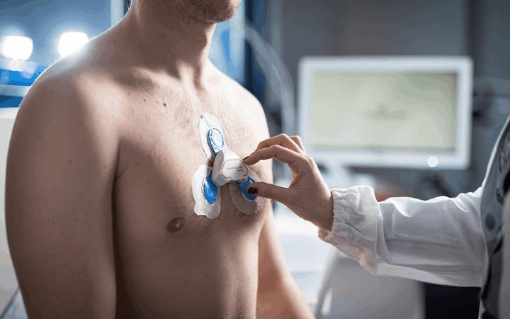 Monitoraggio cardiaco, duemila esami in farmacia