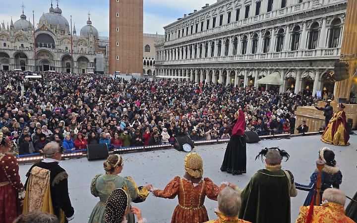 Tres Lusores nella magia di Venezia
