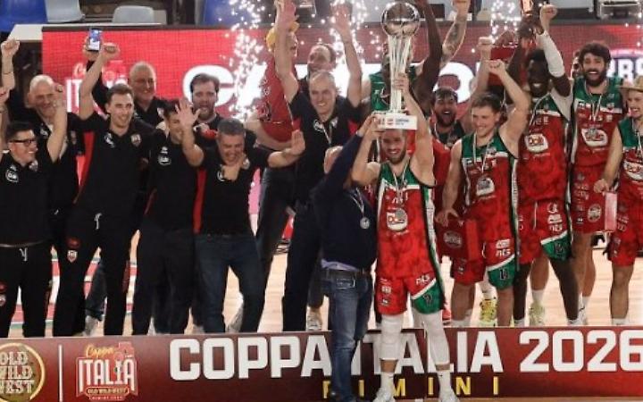 Stefano Saccoccia, dalla Smg Latina alla vittoria della Coppa Italia di A2 con Rimini
