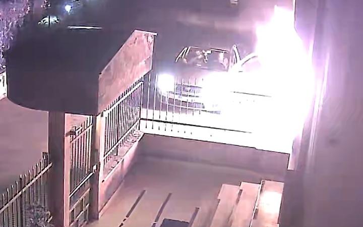 Incendia una casa con una molotov mentre dentro c&rsquo;erano due persone, arrestato un 38enne