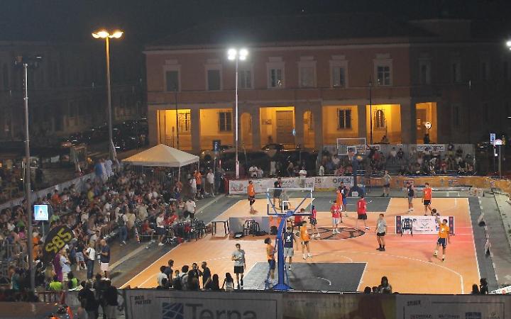 Basket in Piazza, torna il BIP: un mese di spettacolo nel cuore di Latina