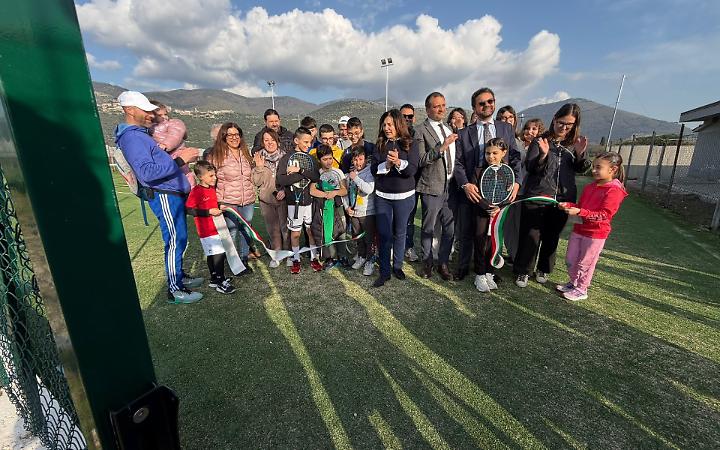Sermoneta, aperto il nuovo campo polifunzionale per tennis e pallavolo