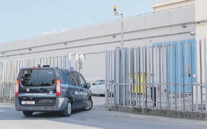 Presi con hascisc e cocaina, in tre restano in carcere