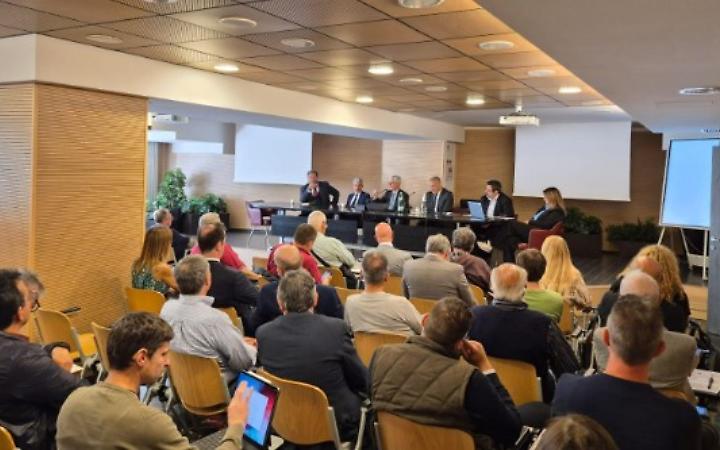 Tecnologia e rigenerazione, il futuro ferma a Latina