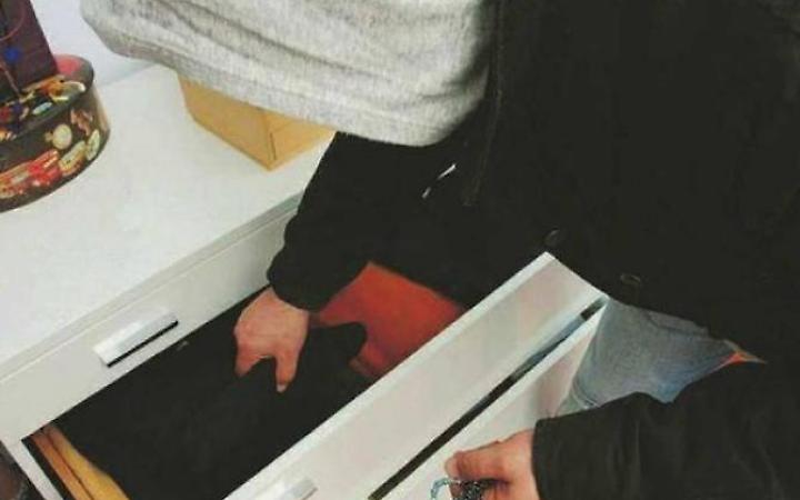 Asse Napoli-Colleferro per svaligiare appartamenti: 4 arresti