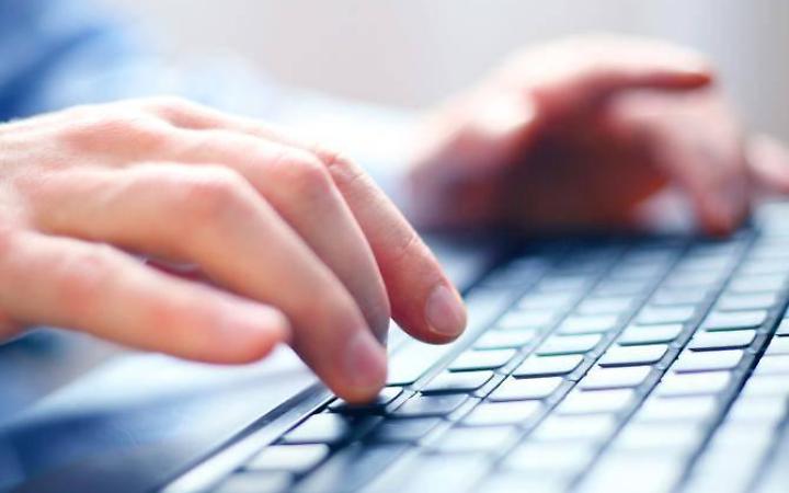 Truffa informatica a Gaeta: Polizia recupera e restituisce 21mila euro