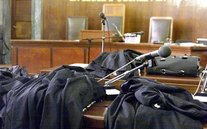 Non le paga gli alimenti perch&eacute; lo tradiva: la Cassazione gli d&agrave; torto