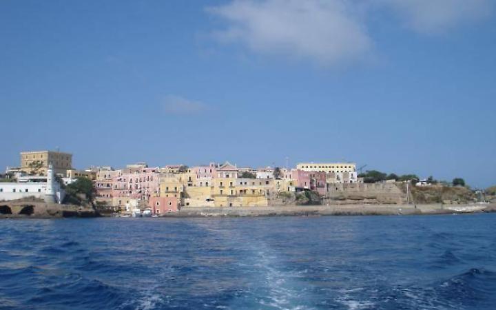 Ventotene, messa in sicurezza nella zona dell&rsquo;eliporto